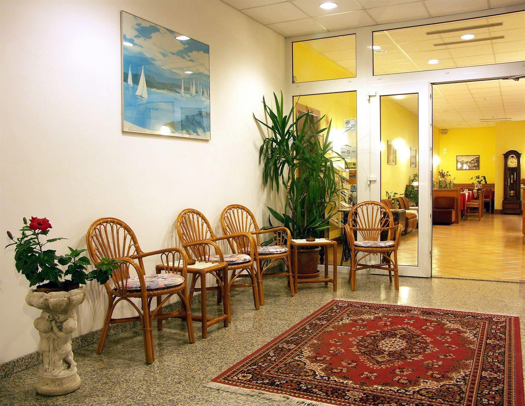 Hotel Villa Clara Торболе Экстерьер фото